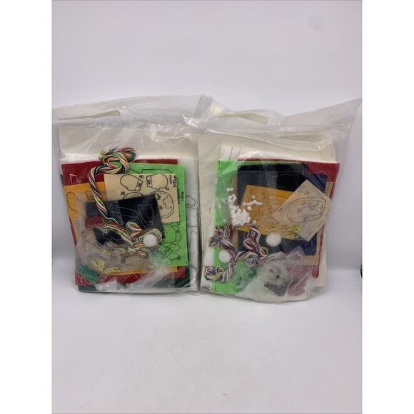Hobby Kraft Storybook Felt Christmas Stocking Kit - Picture 5 of 7